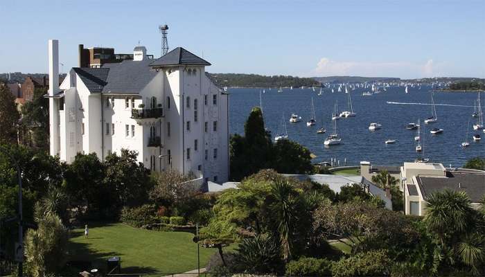 Looking across Rushcutters Bay towards Elizabeth Point from Yarranabbe Road, Darling Point