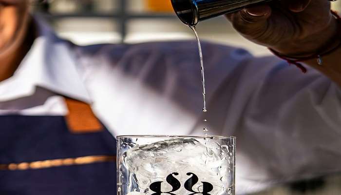 Picture of a drink being prepared,in one of the best pubs in bundaberg