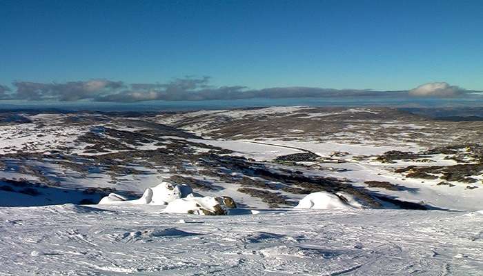 Enjoy hiking and stay at Perisher Ski Resort, Sydney Australia