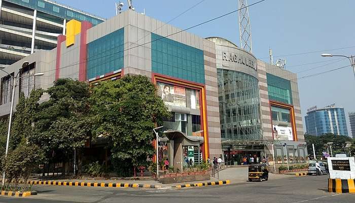 Front view of Raghuleela Mall