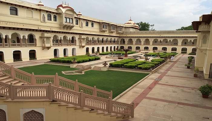 Courtyard view from the Rambagh palace.