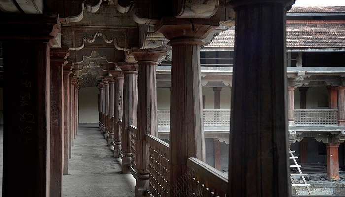 The interior of rang mahal showcasing Rajasthan’s art & history , an iconic masterpiece in the Rambagh gardens.