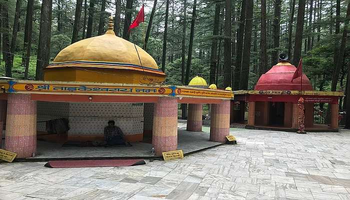 Main view of Tarkeshwar Mahadev Temple