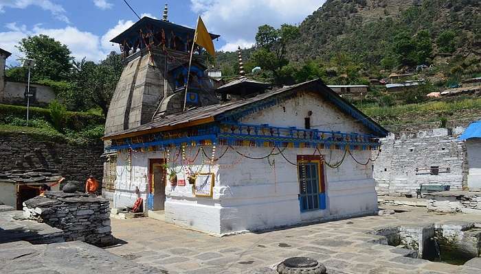 Beautiful Triyuginarayan Temple near Kedarnath.