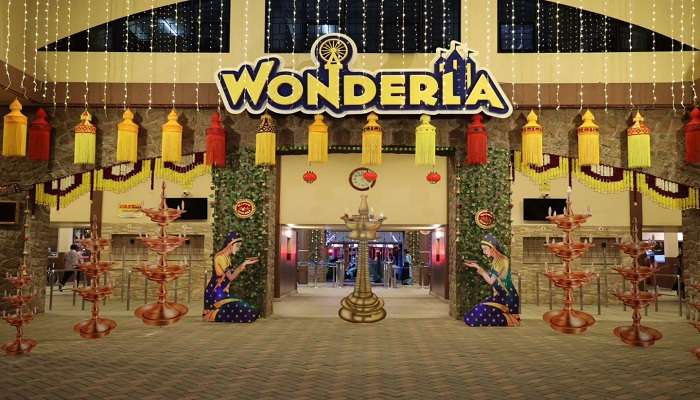 vintage looking building of Wonderla Amusement Park