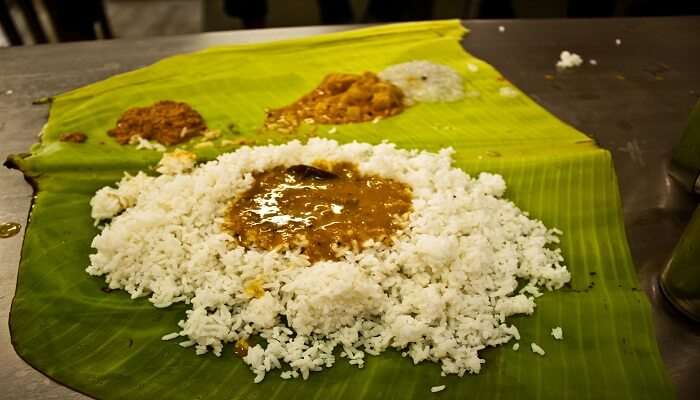 Serve your plate with the delicacies of rice and rasam from restaurants in Muvattupuzha