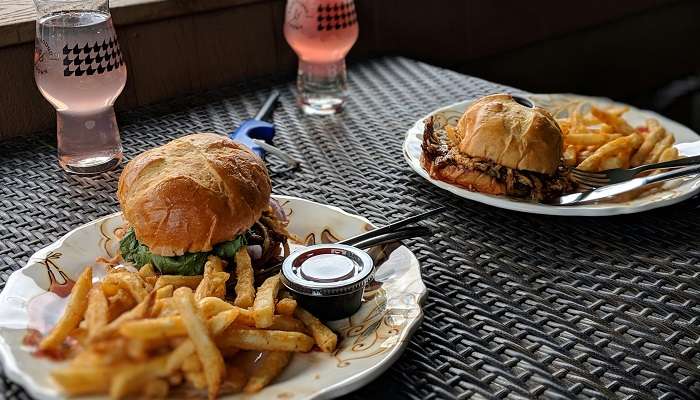 Try a tasty Burger at Cafe Leon