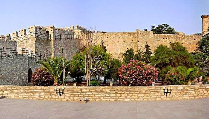 Panoramic view of Cesme Castle