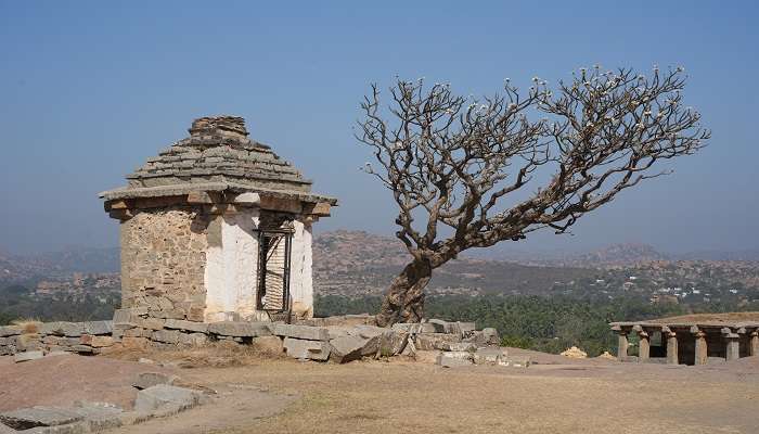  Scenic view at Hemakuta Hill one of the best places to visit near Hampi with Family