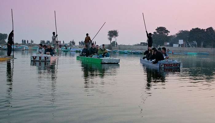 Local boat riders at the Nal Sarovar inside the Nal Sarovar Bird Sanctuary.