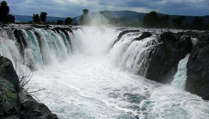 The iconic Hogenakkal falls near Melagiri Hills