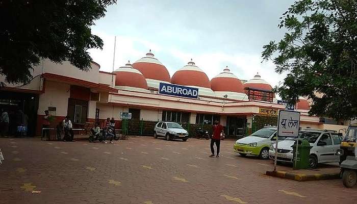 Entrance of Abu Road Railway Station to reach the achalgarh fort.