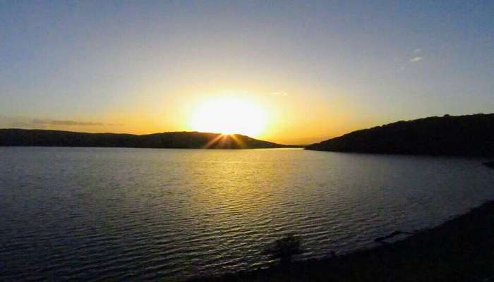 Lake Akdoğan at sunset