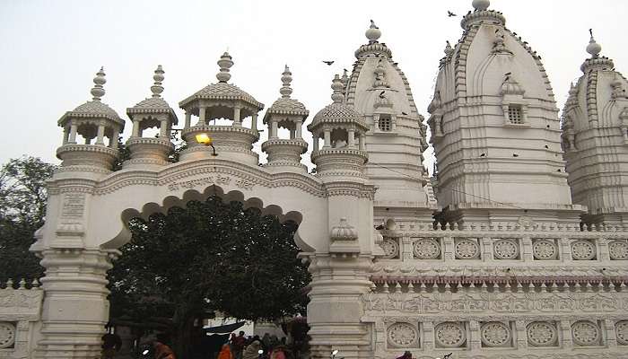 The Mahamaya Temple has several devotees flocking every year near Haripur.