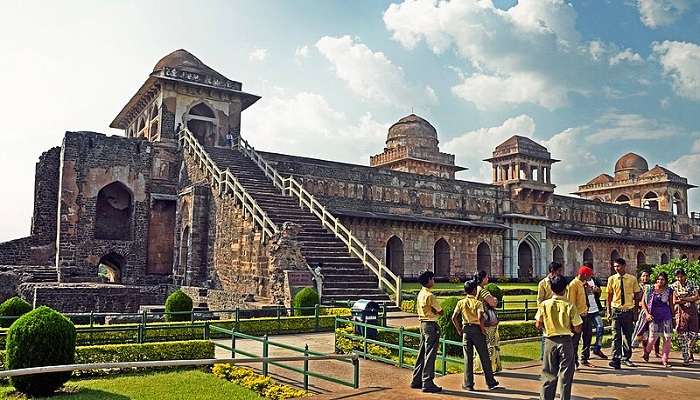 The facade of the fort of Mandu in Bawangaja.