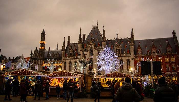 Explorez la Marché de Noël