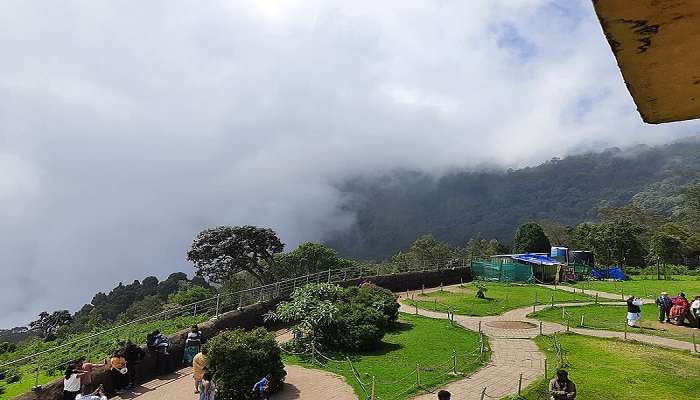 Moir Point to visit near the Thalaiyar Falls.