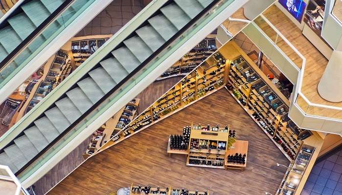 There are several places at Phoenix Citadel Mall where you can enjoy a good meal