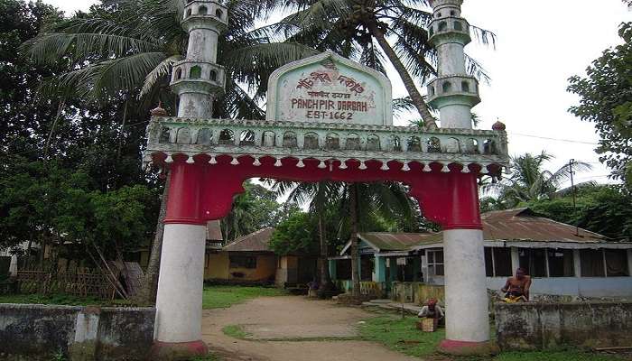 Relish in the spiritual bliss as you visit Panchpeer Dargah.