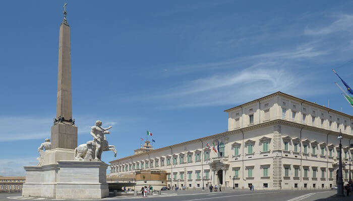 Street shot of the Quirinale palazzo on the Quirinal Hill