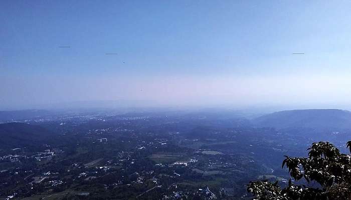 The Khalanga War Memorial is situated inside the calm district of Dehradun