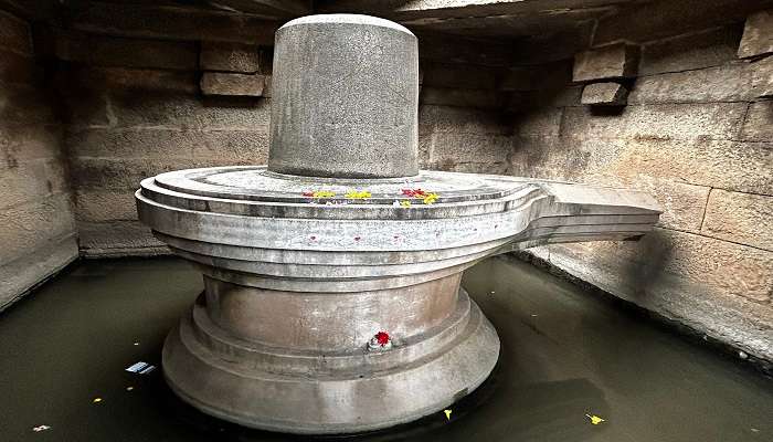  Giant Shivling, one of the famous places to visit near Hampi.