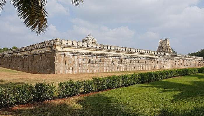 The panoramic view of Sri Ranganathaswamy Temple to visit the best hotels near Mypadu Beach.