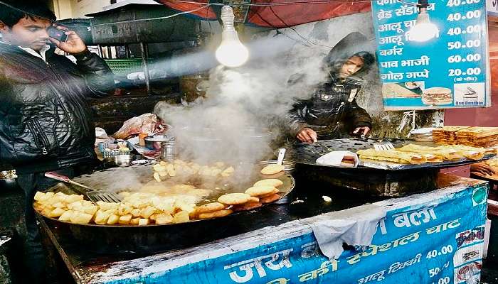 The stall of great Indian street food at Sarafa Bazaar 