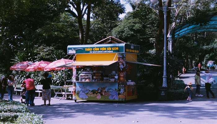 Vietnamese vendors sell delicious street food.