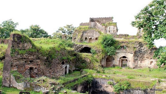 The view of Badal Mahal.