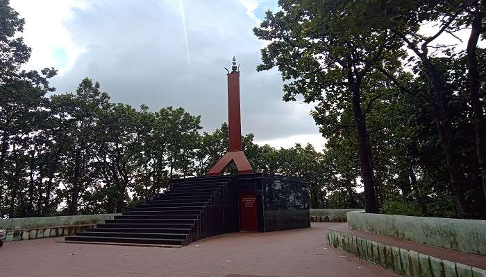 The British built the Khalanga War Memorial in the early nineteenth century