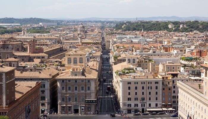 Top View of Via del Corso Street.