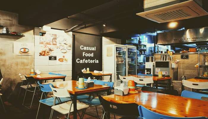 get the casual food at the top restaurant in Madhavaram.