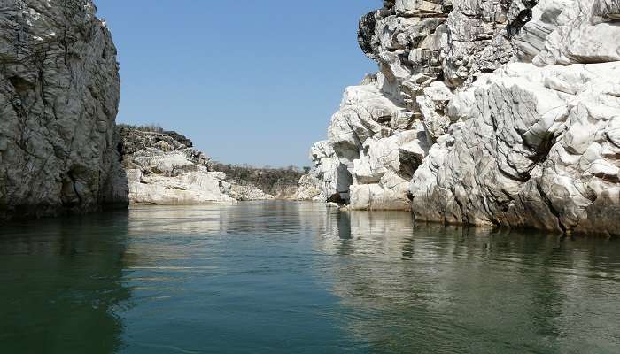 Visit the marble rocks. 