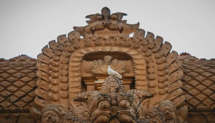 Visit the ancient temples of Pachapalayam.