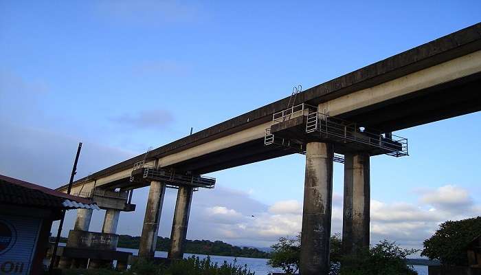 Bridge over the Zuari River.