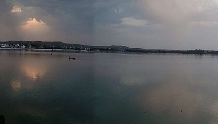 Serene view of Lakha Banjara Lake