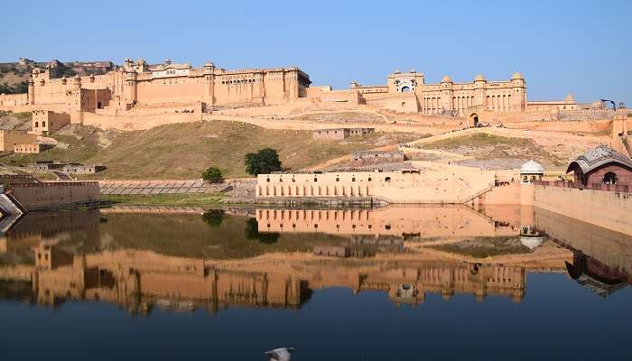 Amber Fort a top place to visit in Jaipur in 1 day.