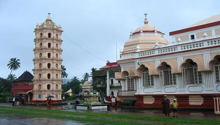 The breathtaking architecture of Shri Mangueshi Temple.