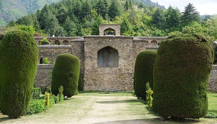 Mughal architecture of Parimahal Kashmir.