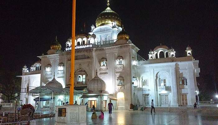 Marvel at Bangla Sahib on Guru Nanak Jayanti