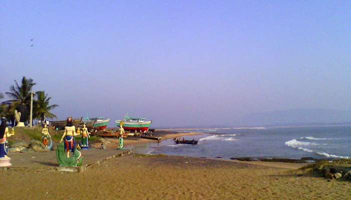 You can sit by Bheemili Beach and enjoy the beautiful view.