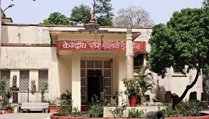 The view of the museum at Indore near the Meghdoot garden.