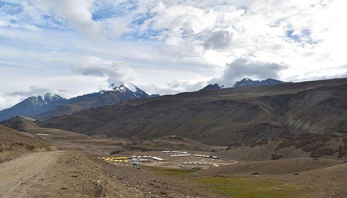 Calm view of Chandratal Lake