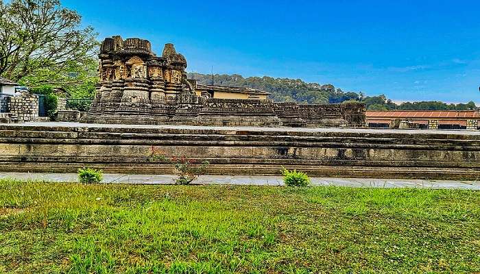 A picture of temples of Dwarahat