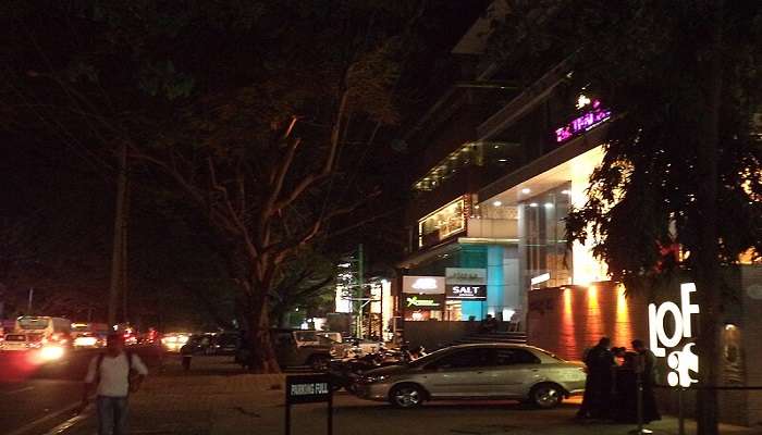 100 feet Road in Indiranagar