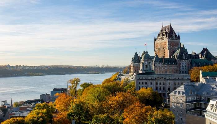 Stay during the Quebec winter carnival.