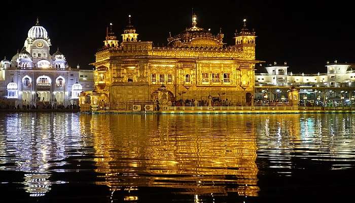  visit glorious Golden Temple on Guru Nanak Jayanti