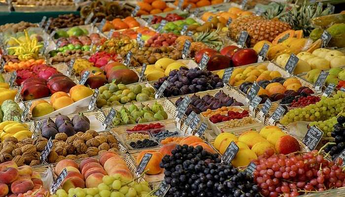 Fresh fruits neatly arranged at Viktualienmarkt market 