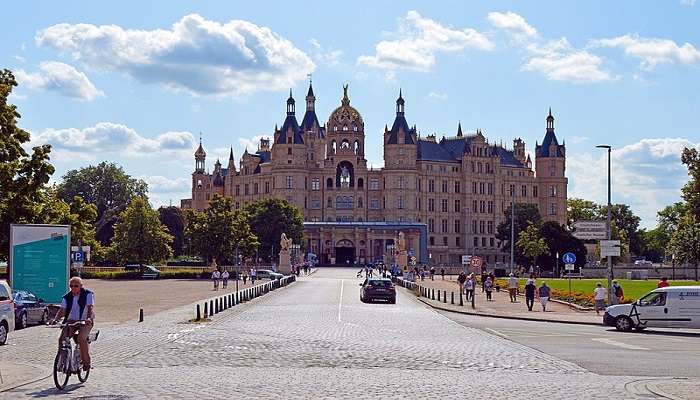 Enjoy your trip to Schwerin Castle in Germany